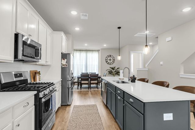 1041 Old Cypress Run, Hanahan, SC 29410