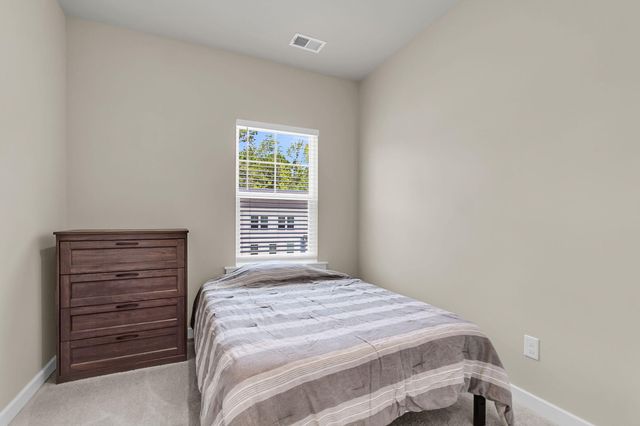 1041 Old Cypress Run, Hanahan, SC 29410