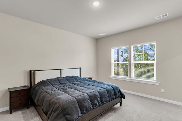 1041 Old Cypress Run, Hanahan, SC 29410