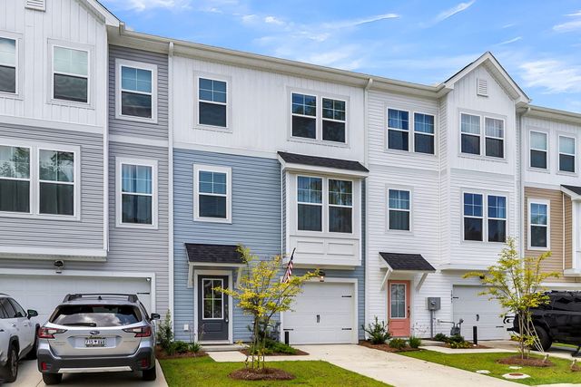 1041 Old Cypress Run, Hanahan, SC 29410