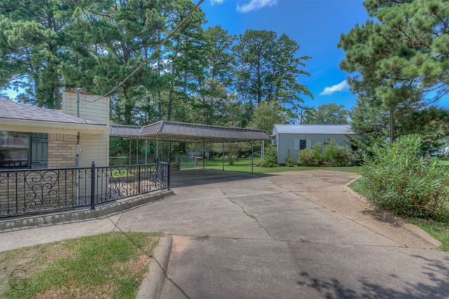 246 Ave Kay, Shreveport, LA 71107