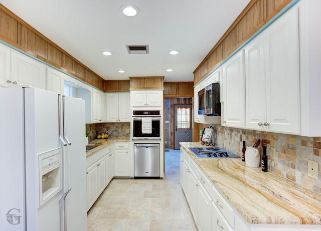 246 Ave Kay, Shreveport, LA 71107