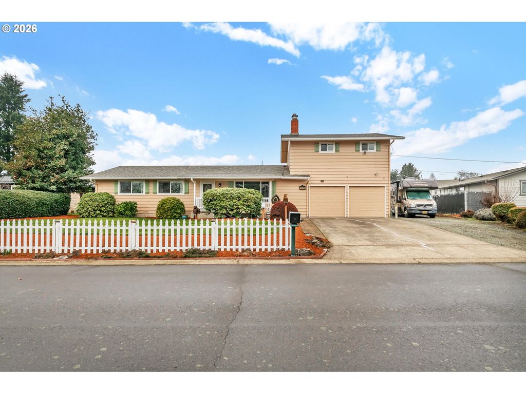 3579 OXBOW Way, Eugene, OR 97401