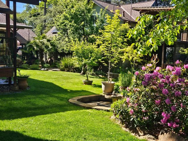 230 Oakhill Way, Auburn, CA 95603