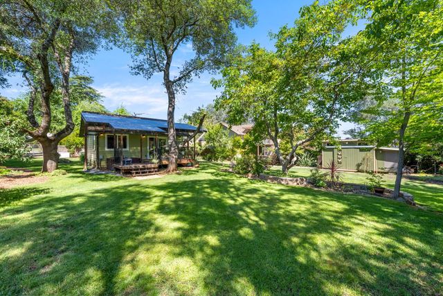 230 Oakhill Way, Auburn, CA 95603