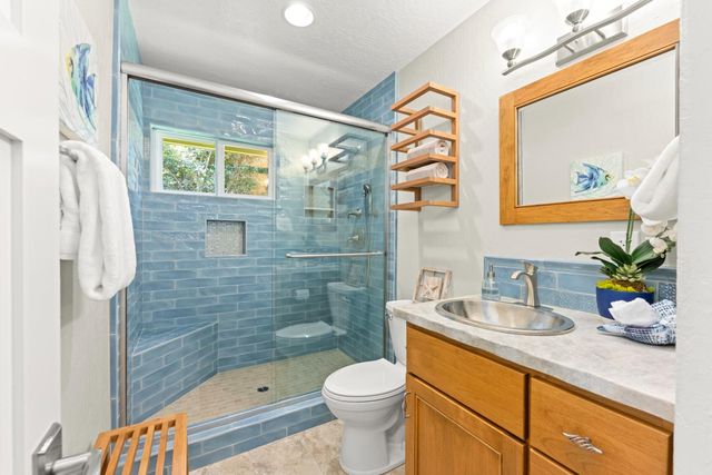 230 Oakhill Way, Auburn, CA 95603