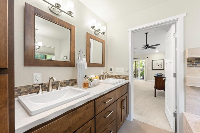 230 Oakhill Way, Auburn, CA 95603
