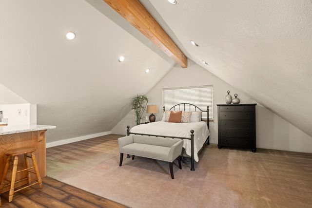 230 Oakhill Way, Auburn, CA 95603