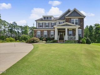 137 Treeline Court, Holly Springs, NC 27540