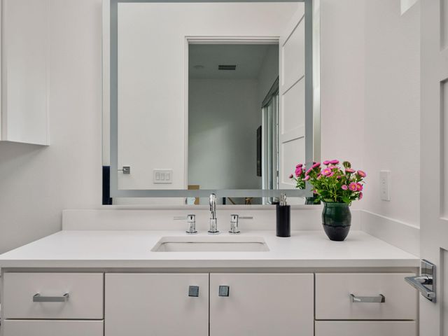 12900 Hacienda RDG, Austin, TX 78738
