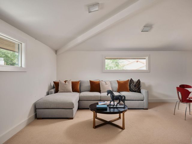 12900 Hacienda RDG, Austin, TX 78738