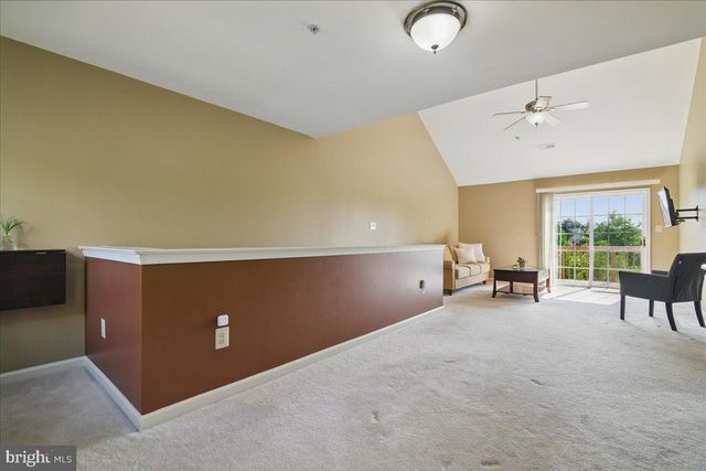 175 WRANGLER CT #175, Quakertown, PA 18951