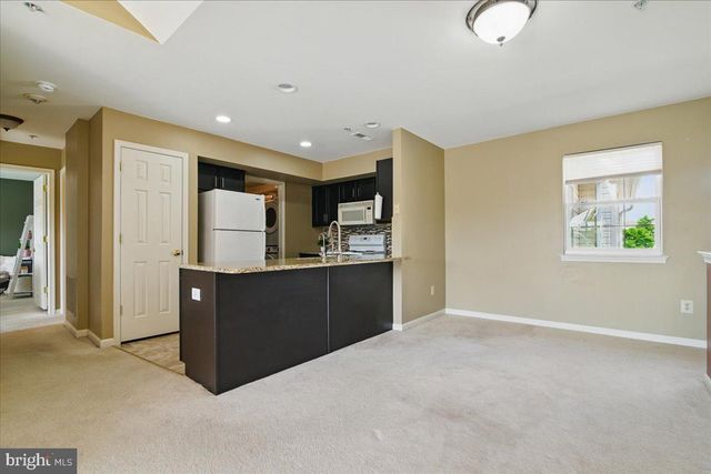 175 WRANGLER CT #175, Quakertown, PA 18951