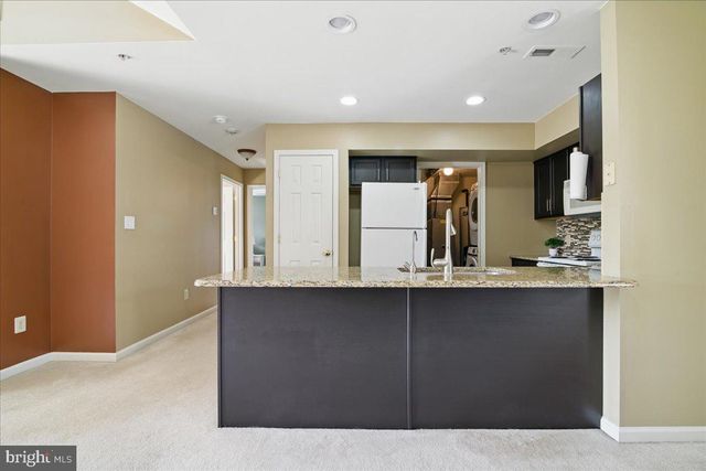 175 WRANGLER CT #175, Quakertown, PA 18951