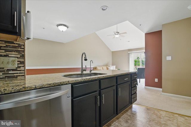 175 WRANGLER CT #175, Quakertown, PA 18951