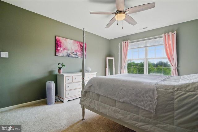 175 WRANGLER CT #175, Quakertown, PA 18951