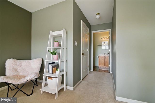 175 WRANGLER CT #175, Quakertown, PA 18951