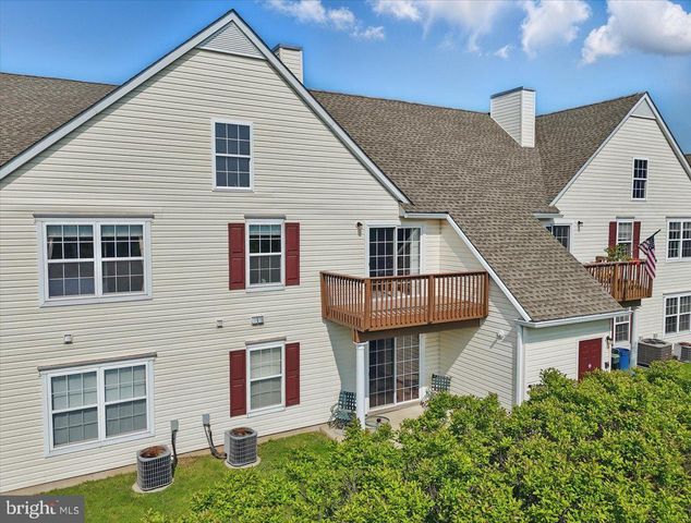 175 WRANGLER CT #175, Quakertown, PA 18951