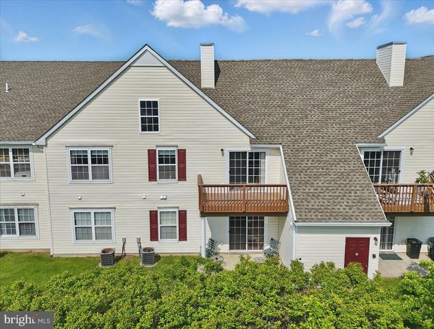 175 WRANGLER CT #175, Quakertown, PA 18951