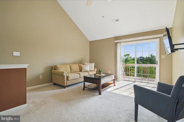 175 WRANGLER CT #175, Quakertown, PA 18951