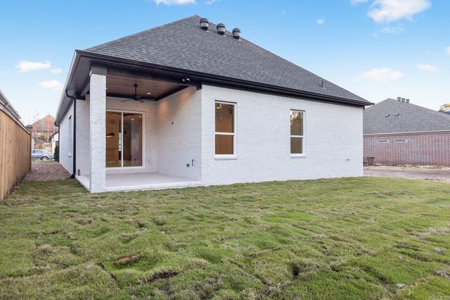 133 Woodlands Park Drive, Little Rock, AR 72211