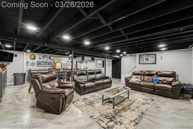 29772 Robert Drive, Livonia, MI 48150