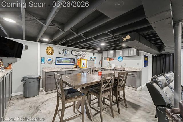 29772 Robert Drive, Livonia, MI 48150