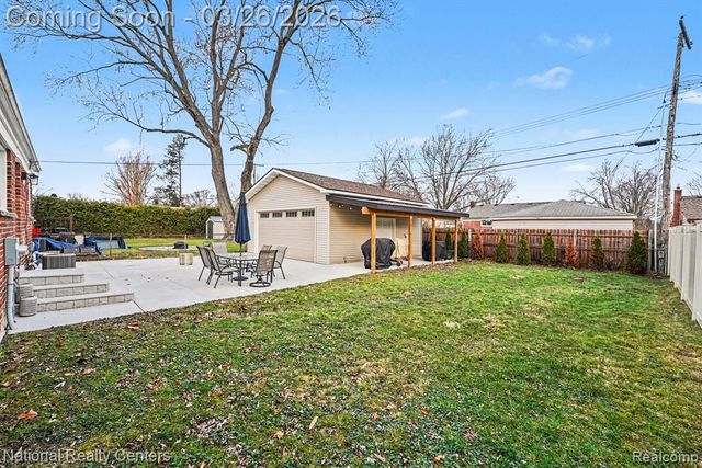 29772 Robert Drive, Livonia, MI 48150