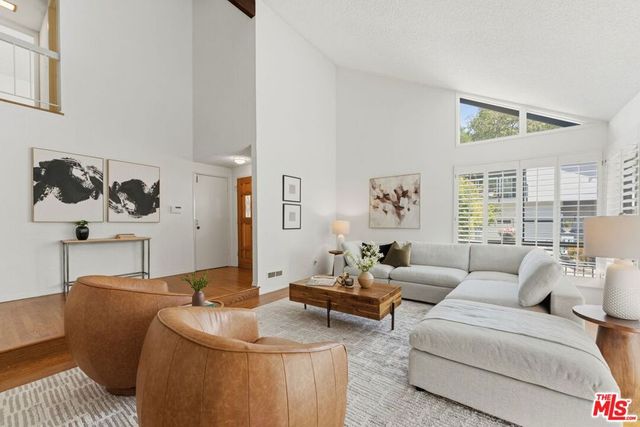 2801 Woodwardia Drive, Los Angeles, CA 90077