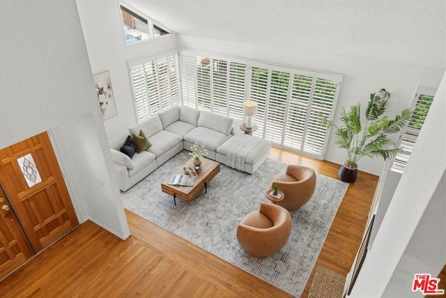 2801 Woodwardia Drive, Los Angeles, CA 90077