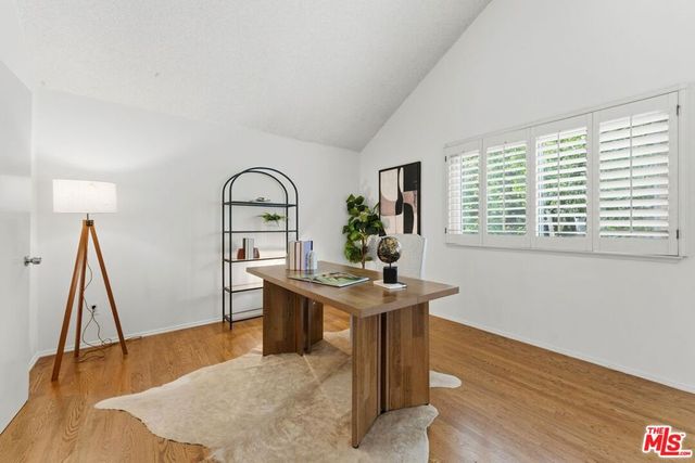2801 Woodwardia Drive, Los Angeles, CA 90077