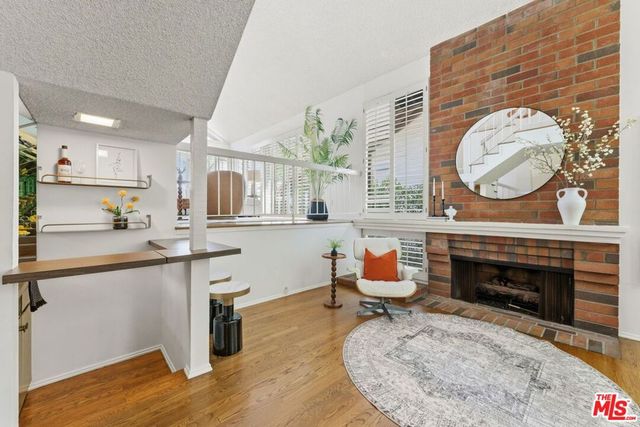 2801 Woodwardia Drive, Los Angeles, CA 90077