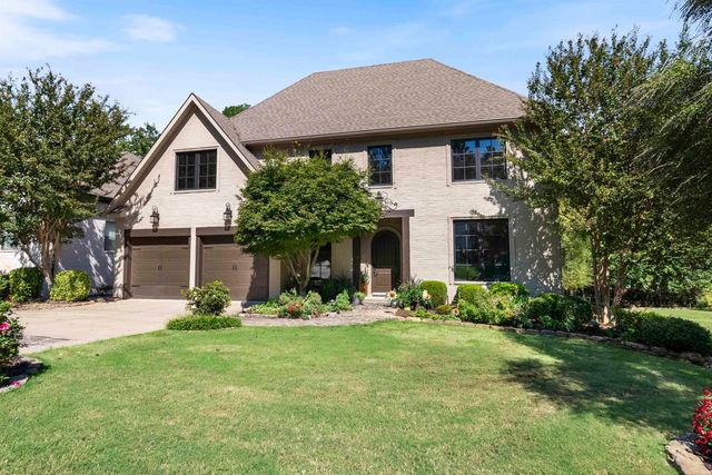 145 Cove Creek Court, Little Rock, AR 72211