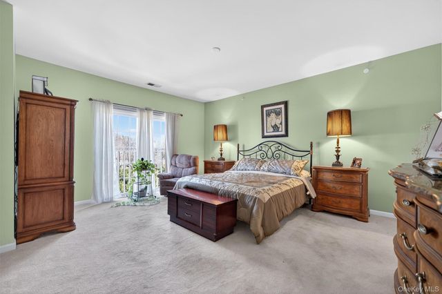 28 N De Baun Avenue 304, Suffern, NY 10901