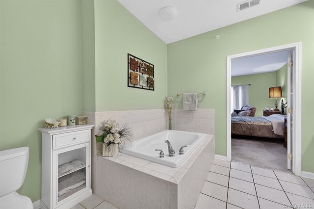 28 N De Baun Avenue 304, Suffern, NY 10901