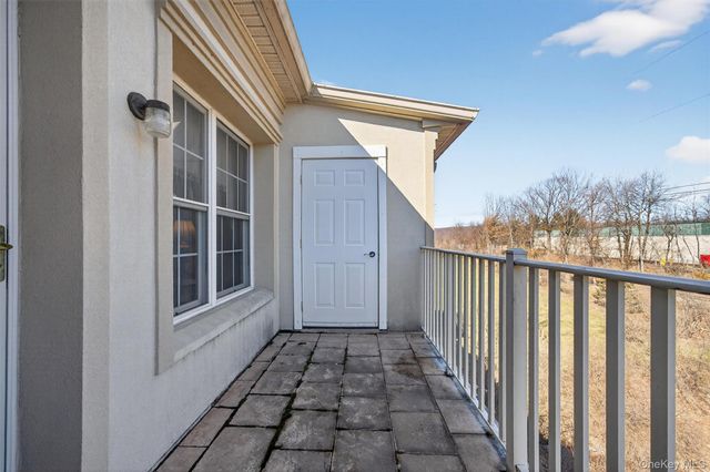 28 N De Baun Avenue 304, Suffern, NY 10901