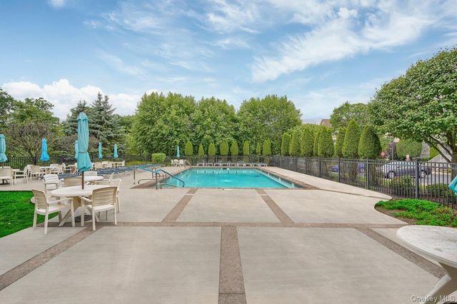 28 N De Baun Avenue 304, Suffern, NY 10901