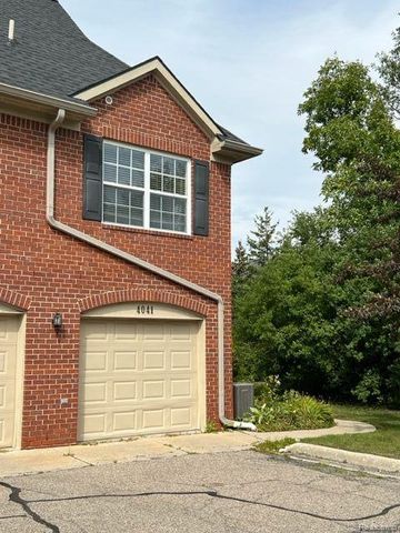 4041 Berkeley Avenue, Canton, MI 48188