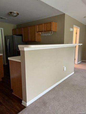 4041 Berkeley Avenue, Canton, MI 48188