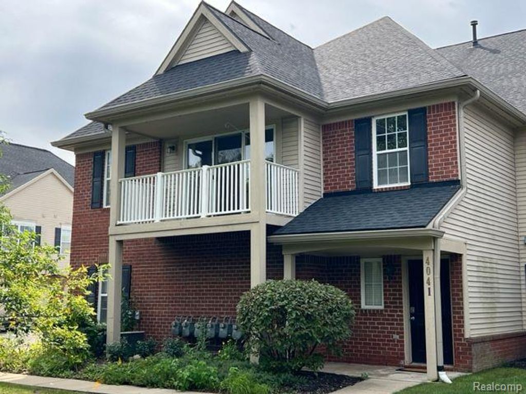 4041 Berkeley Avenue, Canton, MI 48188