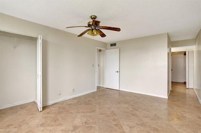 6921 Environ Boulevard 6o, Lauderhill, FL 33319