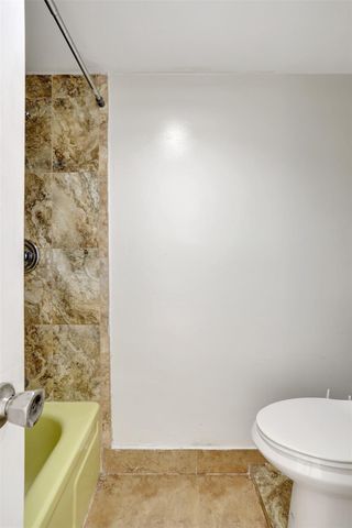 6921 Environ Boulevard 6o, Lauderhill, FL 33319