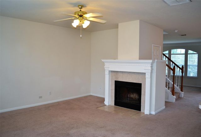 5515 Gatesprings Lane, Sugar Land, TX 77479