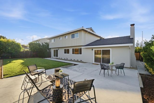 21570 Edward Way, Cupertino, CA 95014