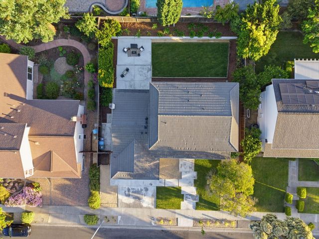 21570 Edward Way, Cupertino, CA 95014