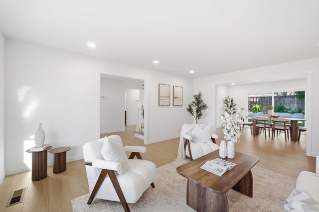 21570 Edward Way, Cupertino, CA 95014