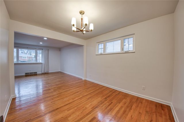 5523 Rippey Pl, East Liberty, PA 15206