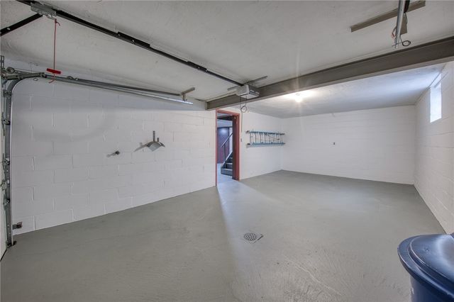 5523 Rippey Pl, East Liberty, PA 15206