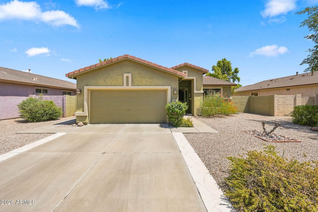 6186 W WIKIEUP Lane, Glendale, AZ 85308 — exterior