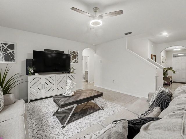 210 MEADOWBROOK BOULEVARD, Winter Haven, FL 33881
